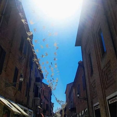 Il Nido Di Ari Appartement Ferrara Buitenkant foto